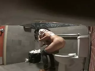 لعنت داغ یادداشت های یک نوار شراب توالت 54 فیلم با سینه