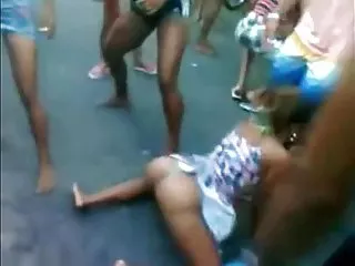 شرکت های پورنو روسیه, هواپیما, oh favela کریکا سالوادور