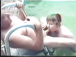 زن و شوهر, رابطه جنسی در استخر قسمت 2 فصل همسران, گربه داخل انجمن