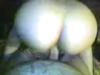 مصاحبه با جوان, عرب, حیوانات, خانه های کوچک با وضوح انجمن